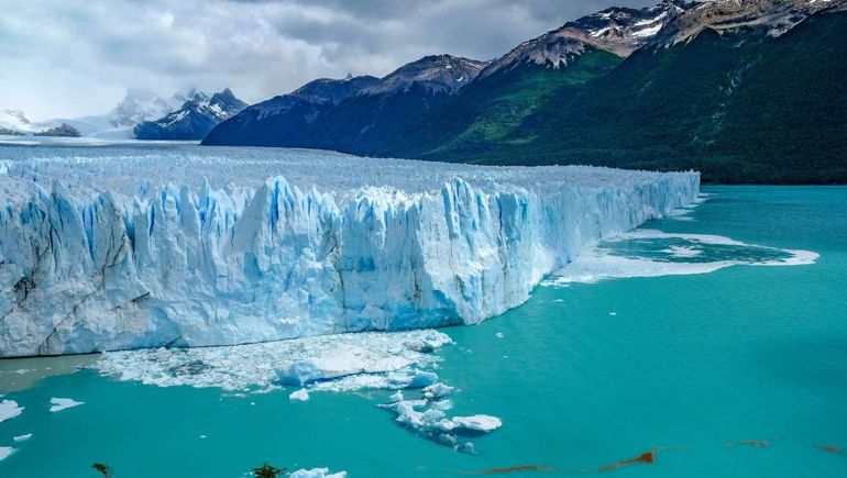 El glaciar Perito Moreno, dentro del Parque Nacional Los Glaciares, pasará a integrar uno de los destinos más caros del país para turistas. El glaciar Perito Moreno, dentro del Parque Nacional Los Glaciares, pasará a integrar uno de los destinos más caros del país para turistas.