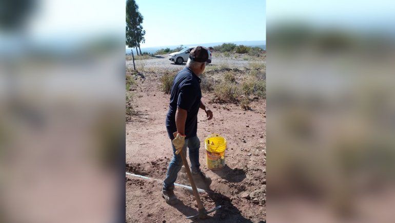 Vecinos se disputan el agua: detectaron un acueducto clandestino