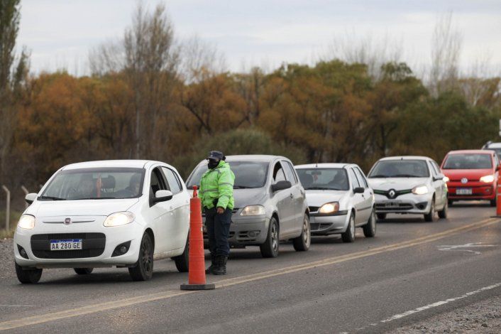 Puentes: menos tránsito y demoras de 15 minutos para cruzar