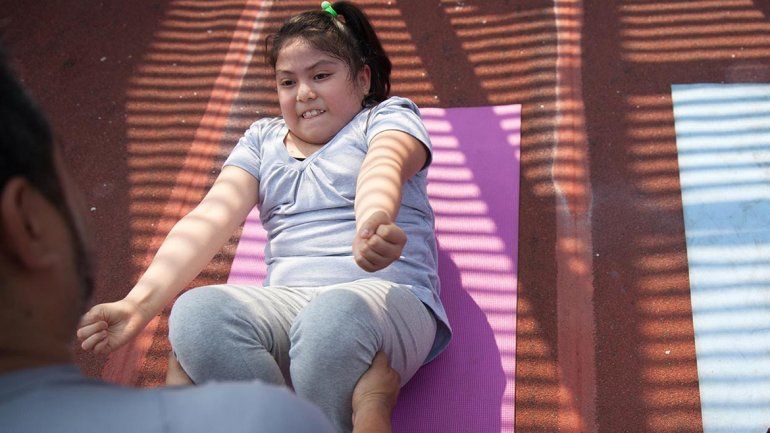 Chicos obesos: no prohibirles comidas y que hagan deporte