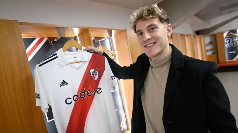 Facundo Colidio hizo las inferiores en Boca, fue vendido a Inter de Milán, regresó a la Argetina para jugar en Tifge y finalmente fue comprado por River. Foto: Prensa River Plate.