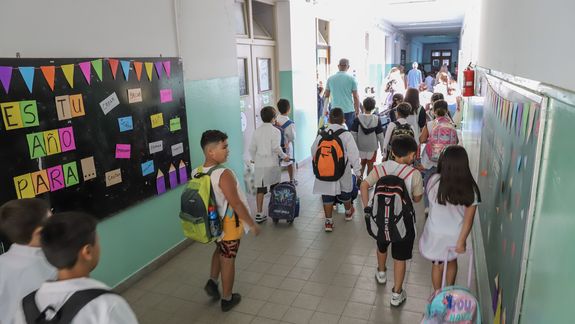 En medio de la paritaria docente