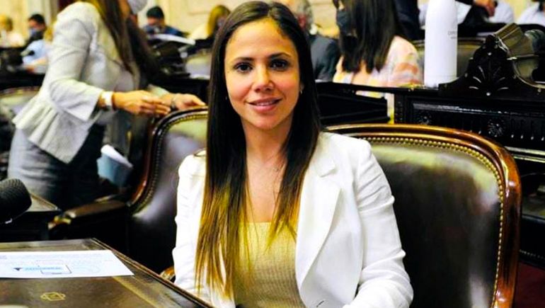 Revelan cuánto aumentó el patrimonio de Romina de Gran Hermano mientras fue diputada