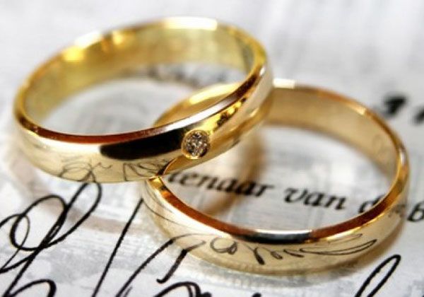 Descrubí que famosa pareja decidió dar el sí después de 17 años juntos