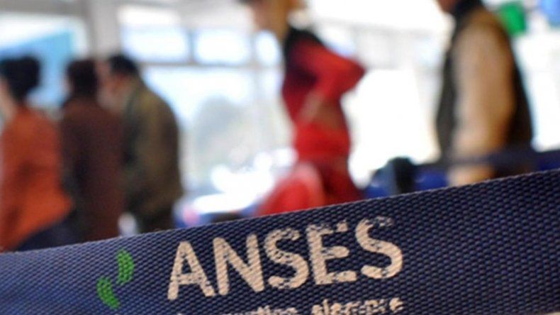 Adiós AUH para estre grupo: ANSES confirmó quiénes lo dejan de cobrar en noviembre 2025 | LM Neuquen Adiós AUH para estre grupo: ANSES confirmó quiénes lo dejan de cobrar en noviembre 2025