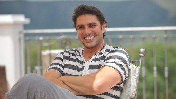 mira como se llevan a matias ale a un psiquiatrico luego de agredir a su esposa y a su suegra mira como se llevan a matias ale a un psiquiatrico luego de agredir a su esposa y a su suegra