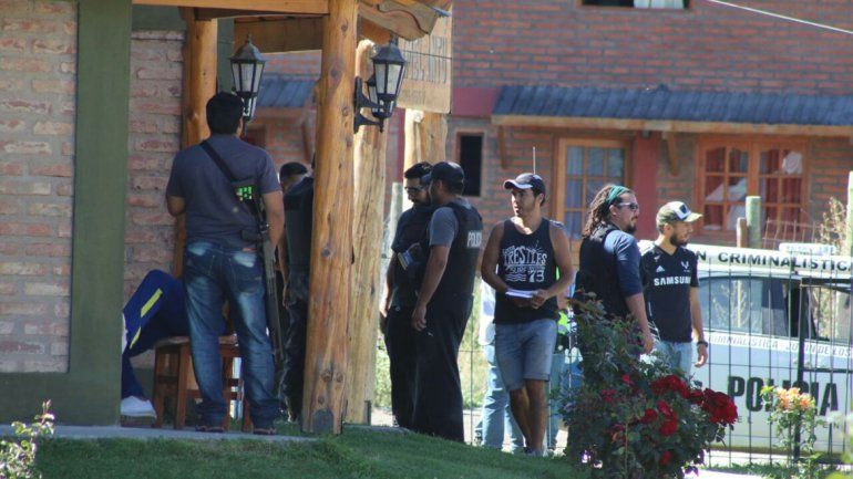 El operativo realizado el 10 de febrero en unas cabañas de Junín de los Andes por los pesquisas de la Dirección Antinarcóticos de la Policía neuquina.