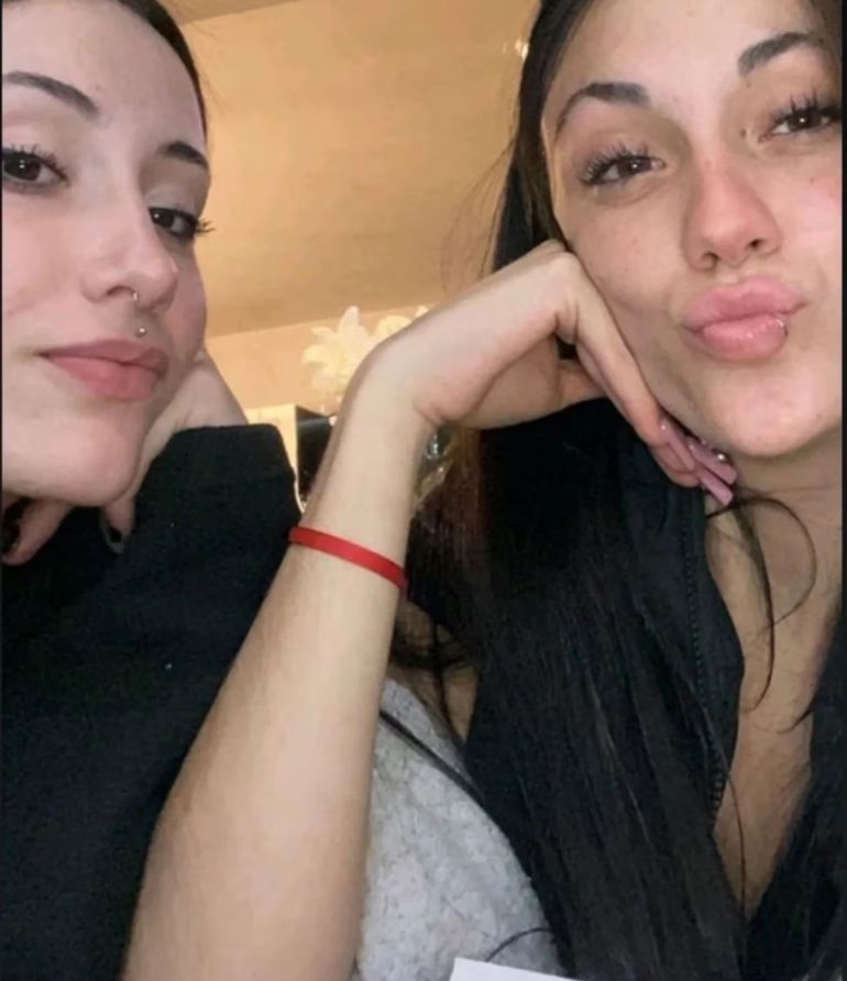 Alegra y Serena, las hijas de Viviana Saccone y Federico Palazzo Alegra y Serena, las hijas de Viviana Saccone y Federico Palazzo