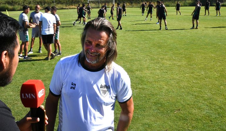 Cravero, DT de Cipo: De 100 personas, 99 decían que a Villa Mitre no le ganábamos