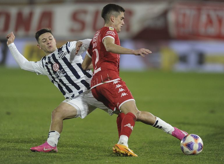 Huracán mereció más ante un Talleres deslucido. Huracán mereció más ante un Talleres deslucido.