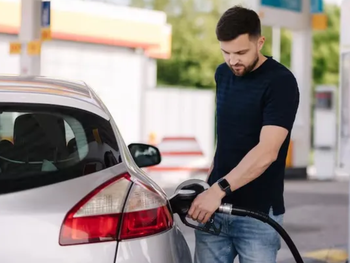El autodespacho de combustibles suma estaciones de servicio en dos ciudades clave de la Patagonia (foto ilustrativa)