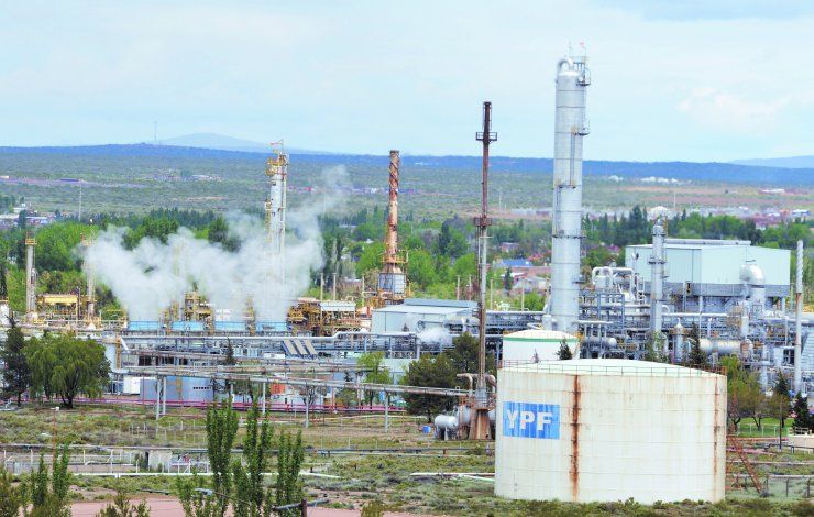 La refinería de Plaza Huincul reanudó las operaciones.