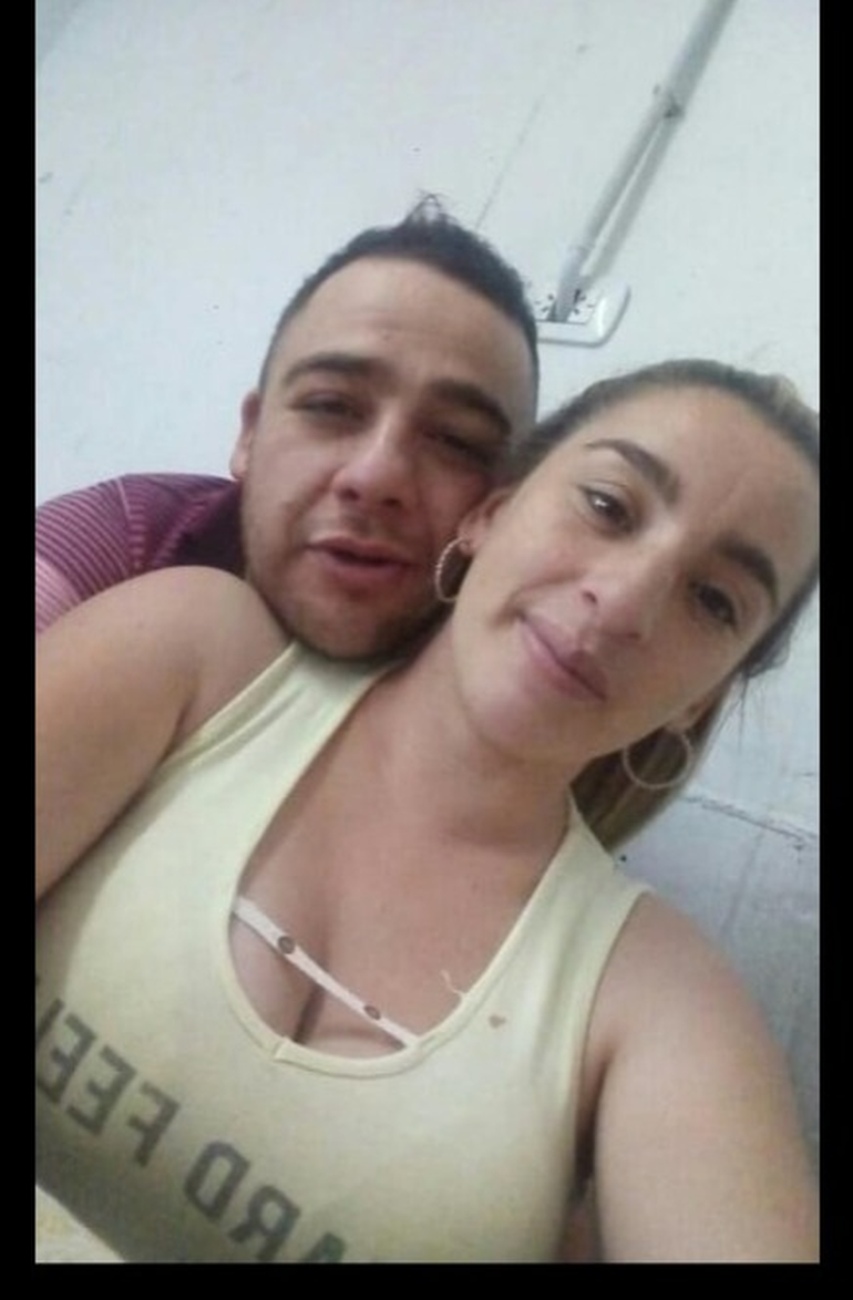 Rogelio Rojas Cisterna y Romina Maza viviendo a full su historia de amor. Rogelio Rojas Cisterna y Romina Maza viviendo a full su historia de amor.