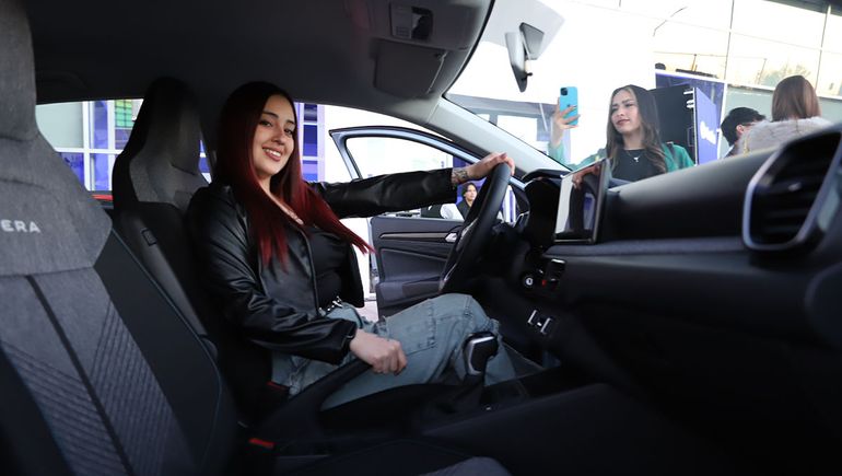 El interior del Tera, tecnológico y con espacio. El interior del Tera, tecnológico y con espacio.