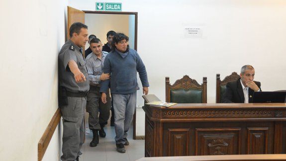 El detenido ayer, cuando se iniciaba la audiencia de formulación de cargos al cierre de esta edición.