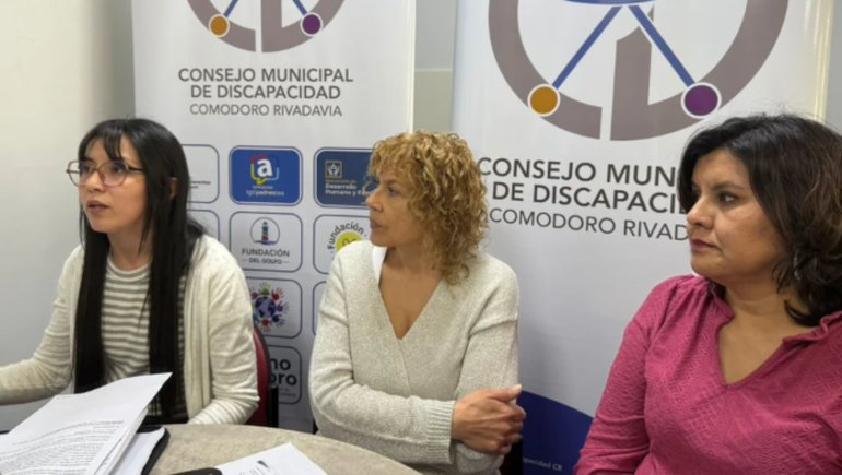 Las funcionarias municipales Luciana Bordón