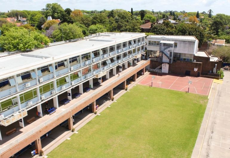 El colegio de las hijas de Wanda Nara y Mauro Icardi El colegio de las hijas de Wanda Nara y Mauro Icardi