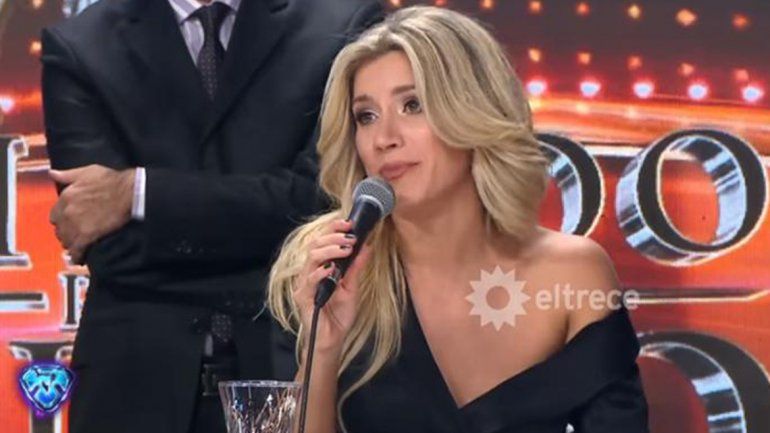 Cruce feroz entre Laurita y Cinthia por unas fotos