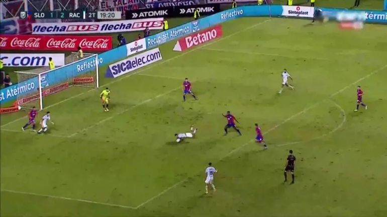 La jugada polémica entre Racing y San Lorenzo