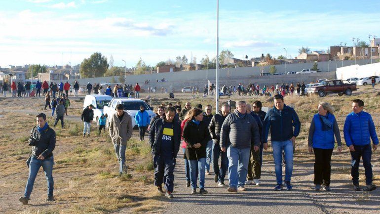Ceden terrenos del CAM para los vecinos de Islas Malvinas