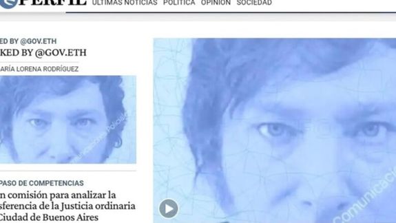 Hackearon la web del diario Perfil con imagen de Milei y mensajes antisemitas