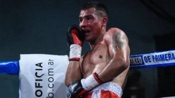 quedo en terapia despues de un nocaut, tiene sintomas de covid y le robaron la bolsa quedo en terapia despues de un nocaut, tiene sintomas de covid y le robaron la bolsa