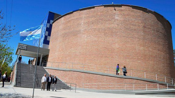 El Complejo Cultural Cipolletti se ha mantenido, durante la pandemia, como un baluarte para el arte y el desarrollo de espectáculos.