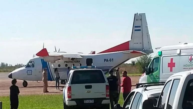 Balearon a tres prefectos que intentaban identificar a unos navegantes