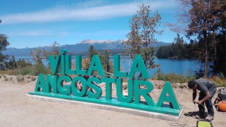 Villa La Angostura ya tiene un cartel ideal para las selfies