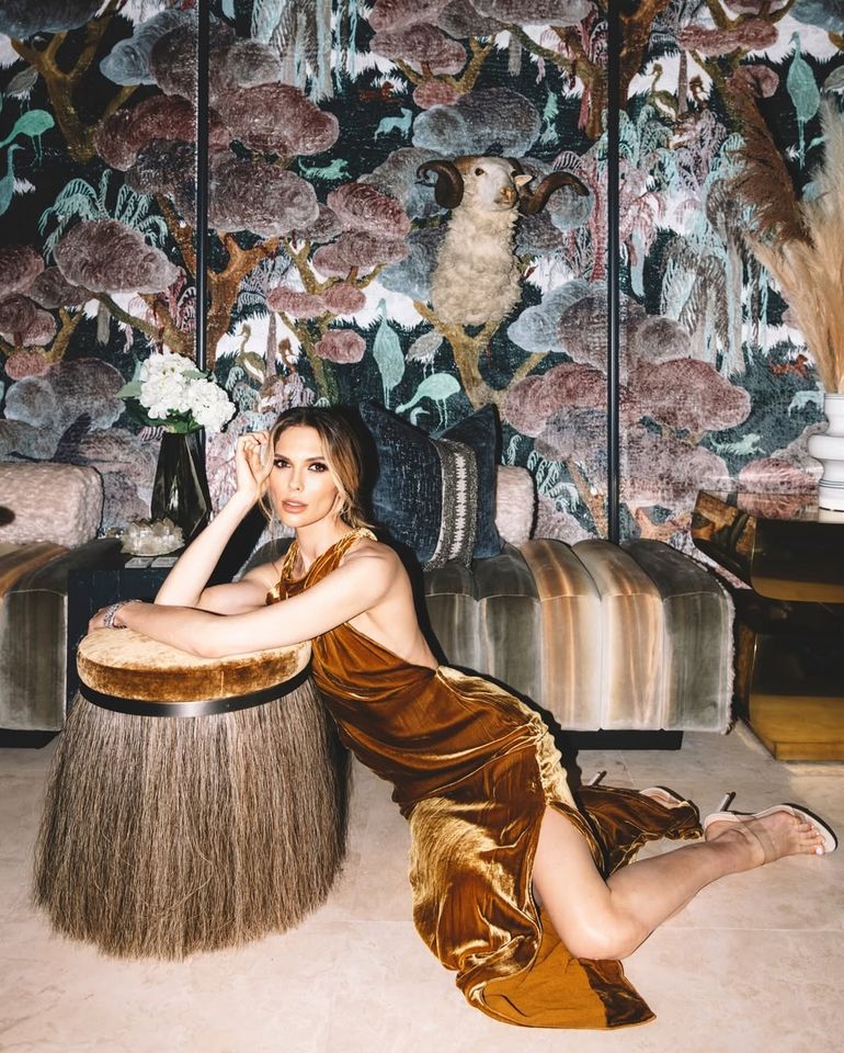 Bettina Anderson es, además de modelo e influencer, una de las cofundadoras de una organización no gubernamental. Bettina Anderson es, además de modelo e influencer, una de las cofundadoras de una organización no gubernamental.