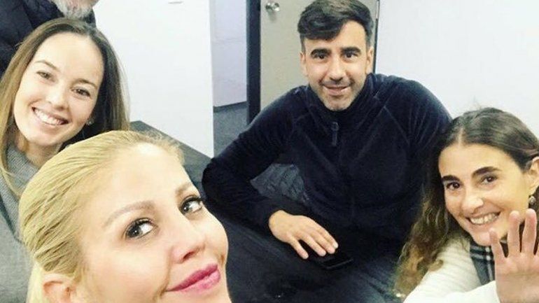 Simons junto a Hoppe y Chato Prada para arreglar su pase a Canal 9.&nbsp;