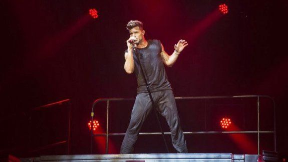El cantante se presenta mañana en el Ruca Che.