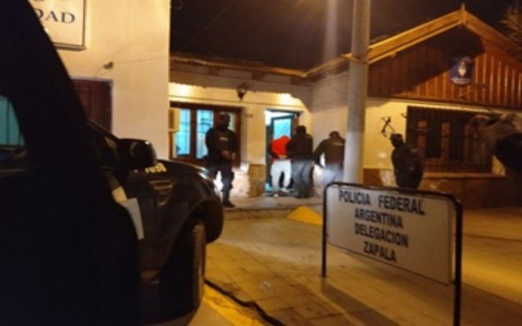 Zapala: dos detenidos con marihuana dentro de un auto