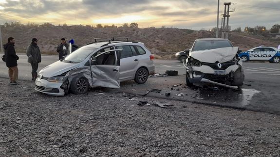 Fuerte choque en la Autovía: entre los heridos hay una nena de tres años