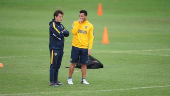 El tenso momento de Tévez y Guillermo en el duelo de Vélez y Talleres. El tenso momento de Tévez y Guillermo en el duelo de Vélez y Talleres.