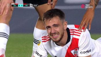 el pibe de river se rompio todo: me duele mas el alma que la rodilla el pibe de river se rompio todo: me duele mas el alma que la rodilla