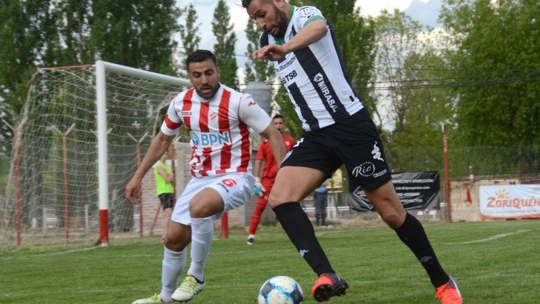 Piñero da Silva quiere gritar goles coperos en Bolivia ante el Fluminense.