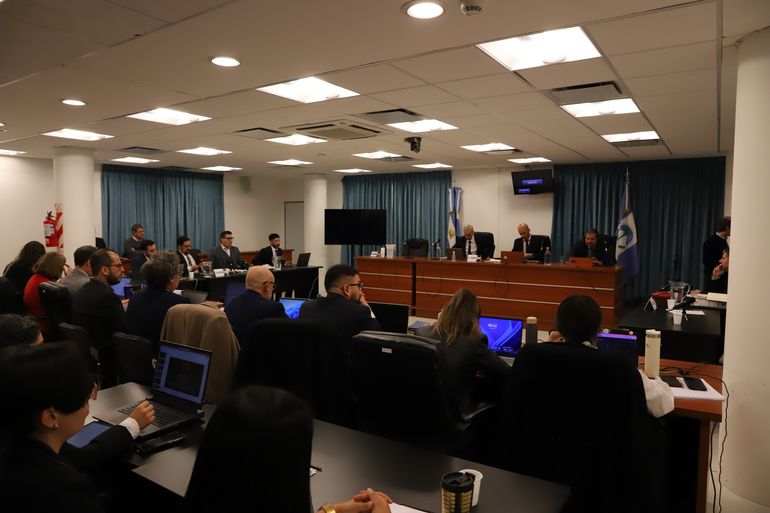 El juicio se desarrollará con público y con prensa acreditada, pero no se podrá hacer filmaciones en vivo, según lo determinó el juez Kess. El juicio se desarrollará con público y con prensa acreditada, pero no se podrá hacer filmaciones en vivo, según lo determinó el juez Kess.