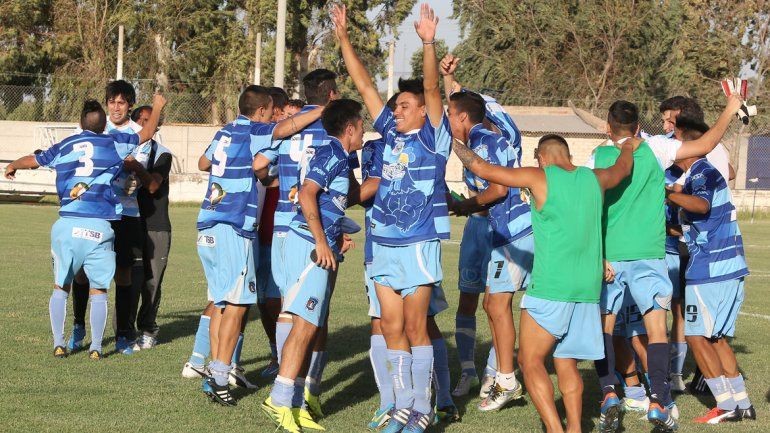 Tras los penales, Pacífico y Alianza son finalistas de la Copa Neuquén