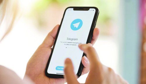 Telegram permite tener chats secretos y mensajes que se autodestruyen.