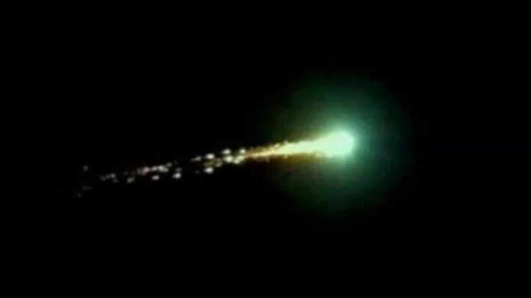 Un gran meteorito iluminó el cielo de Merlo