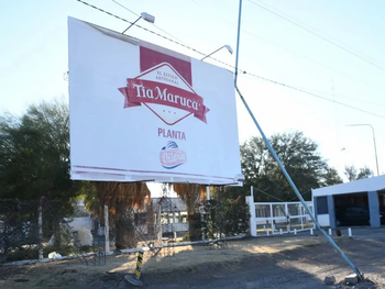 La planta de Albardón tenía 22.000 m² y capacidad para 3.000 toneladas mensuales. La planta de Albardón tenía 22.000 m² y capacidad para 3.000 toneladas mensuales.