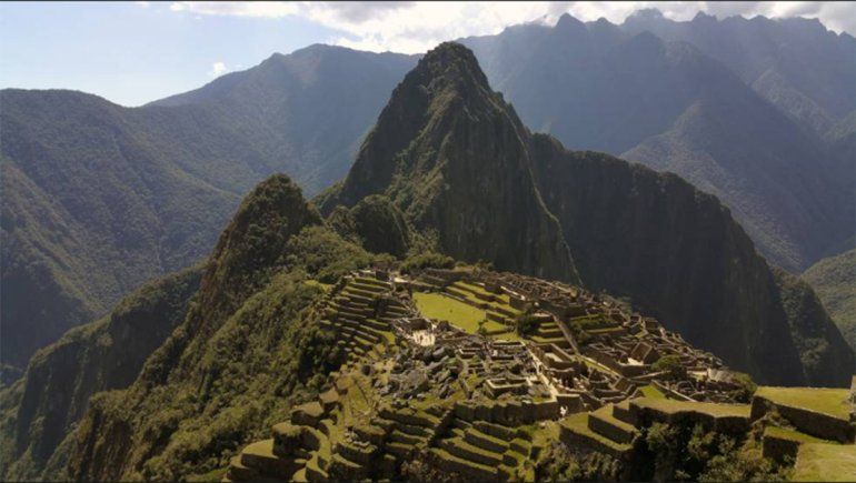 Condenaron al turista argentino que vandalizó Machu Picchu
