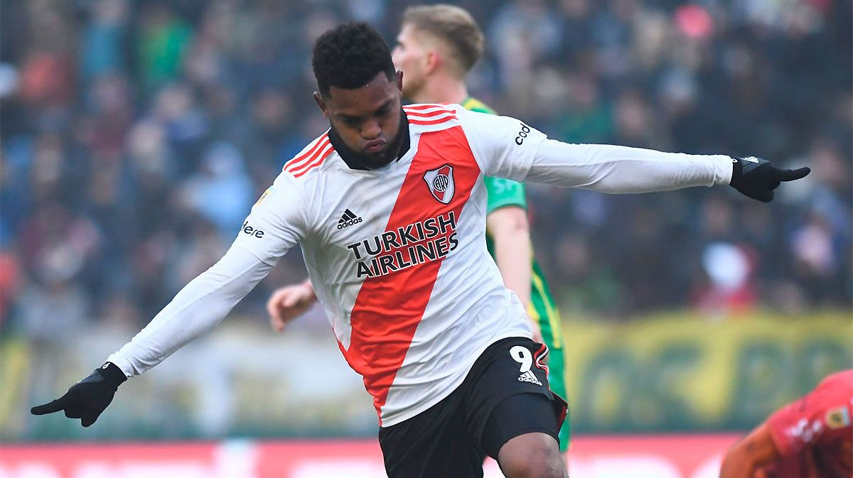 Mirá el imperdible show de Borja en la goleada de River