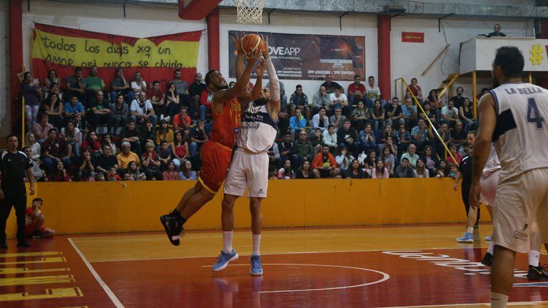 El Torito quiere comerse al Lobo y cerrar la serie