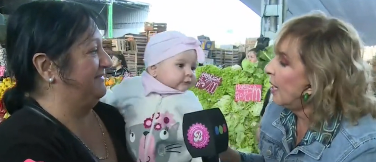 La conductora dejó el estudio y se fue de movilera para buscar buenos precios. La conductora dejó el estudio y se fue de movilera para buscar buenos precios.