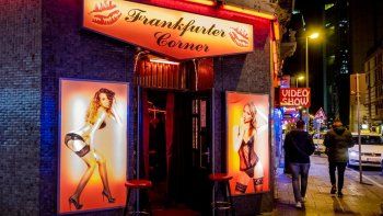 autorizan apertura de burdeles pero solo para masajes autorizan apertura de burdeles pero solo para masajes