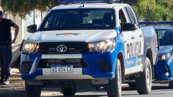 La Policía busca intensamente al conductor de la camioneta. La Policía busca intensamente al conductor de la camioneta.