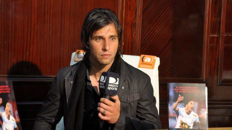 El futbolista fue amenazado por tres delincuentes armados.