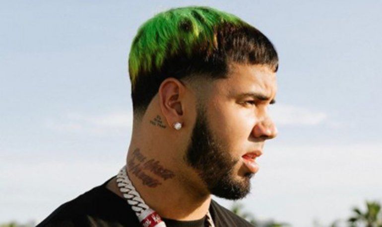 Anuel AA sorprendió a sus seguidores con un nuevo auto y un diseño re original | Foto: anuel